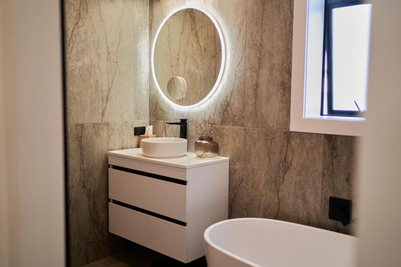 Laneway Apartments Нейпиър Екстериор снимка